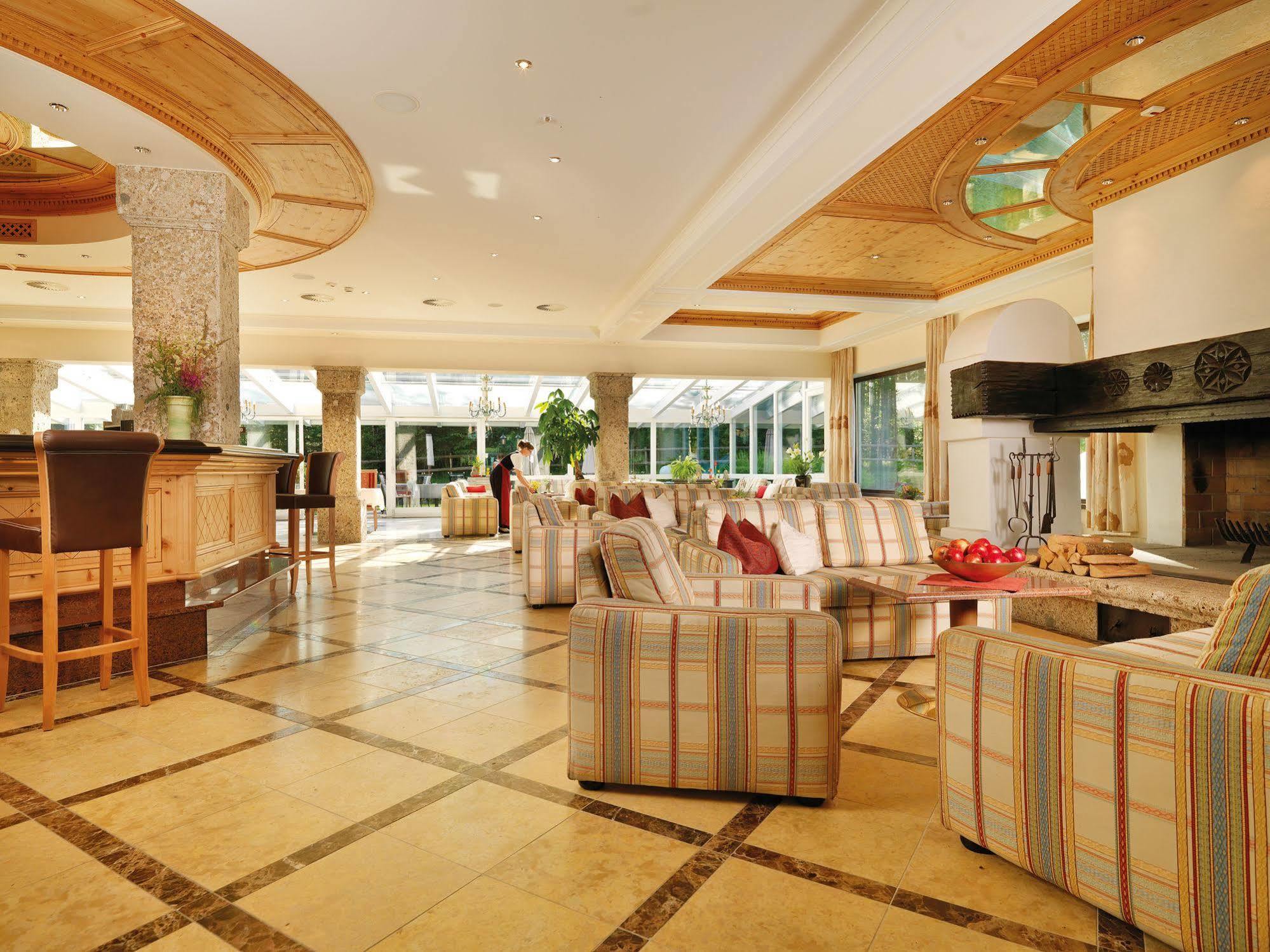 Kaysers Tirolresort - Wohlfuehlhotel Fuer Erwachsene Миминг Экстерьер фото